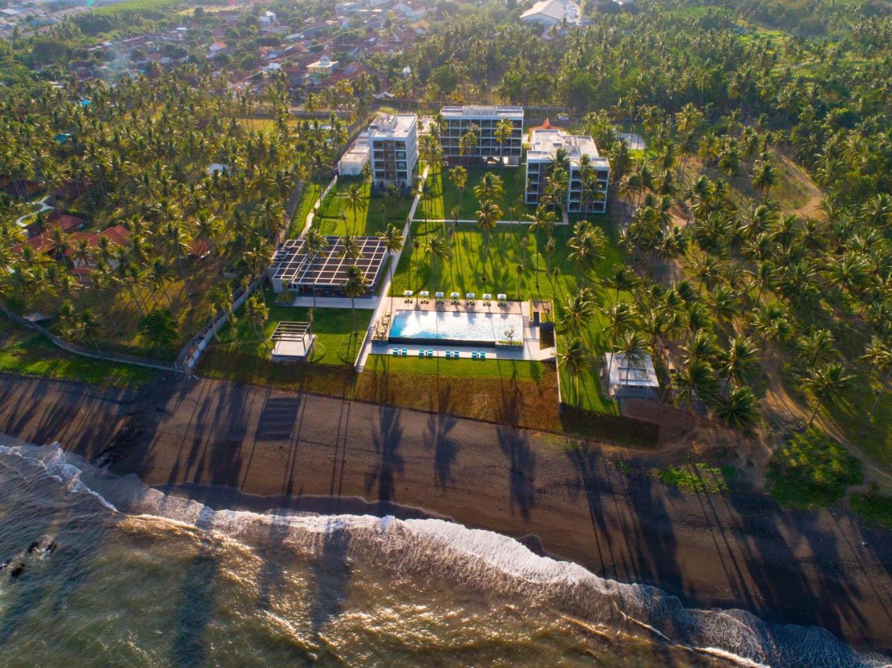 Готель Dialoog Banyuwangi Баньювангі Екстер'єр фото